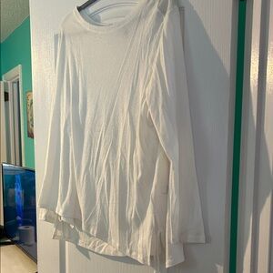 Jessica Simpson White Long Sleeve Crewneck Top